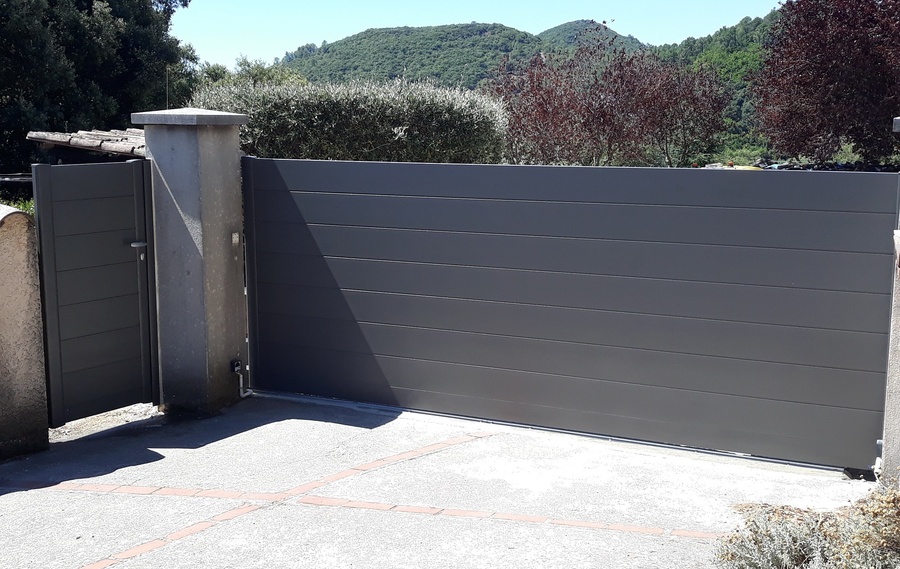 Nos mod&egrave;les de portails ALU &agrave;&nbsp;Merdrignac